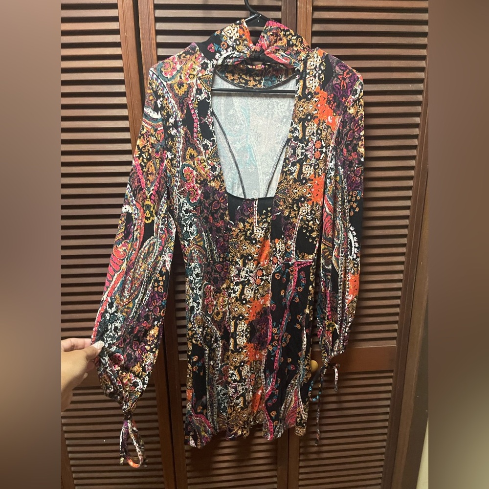 Free People All Dolled Up Mock Neck Mini Dress Size XS Open Back Boho - Picture 3 of 6